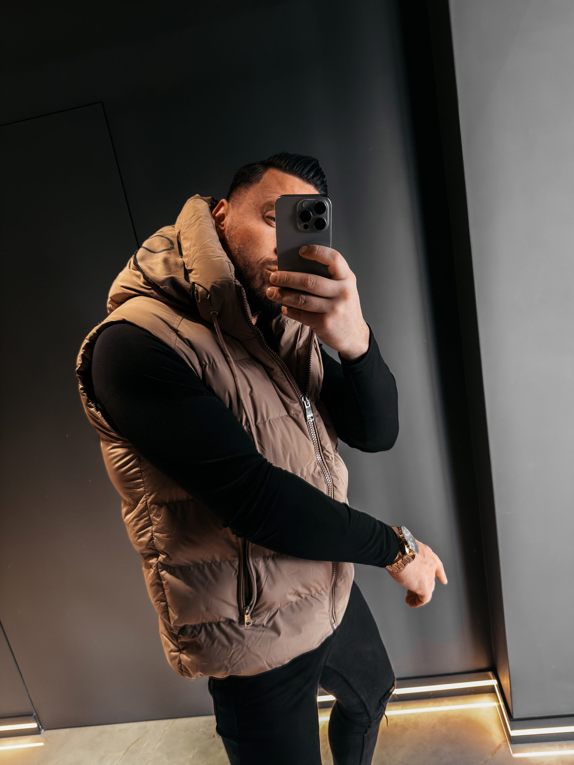 bezrękawnik TAER 559 Bezrękawnik męski TAER 2026 Beżowy