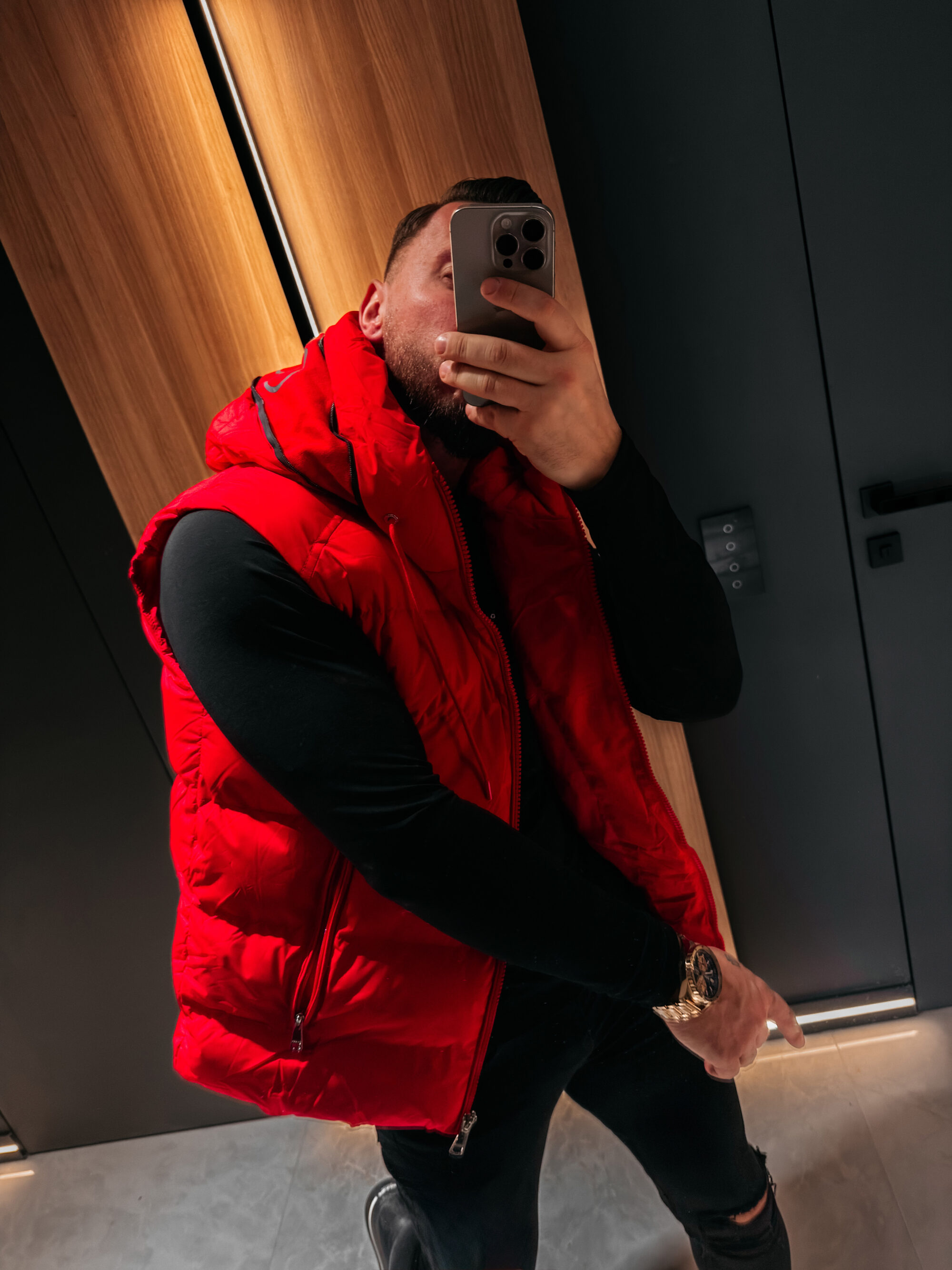 Bezrękawnik męski TAER 2026 Czerwony