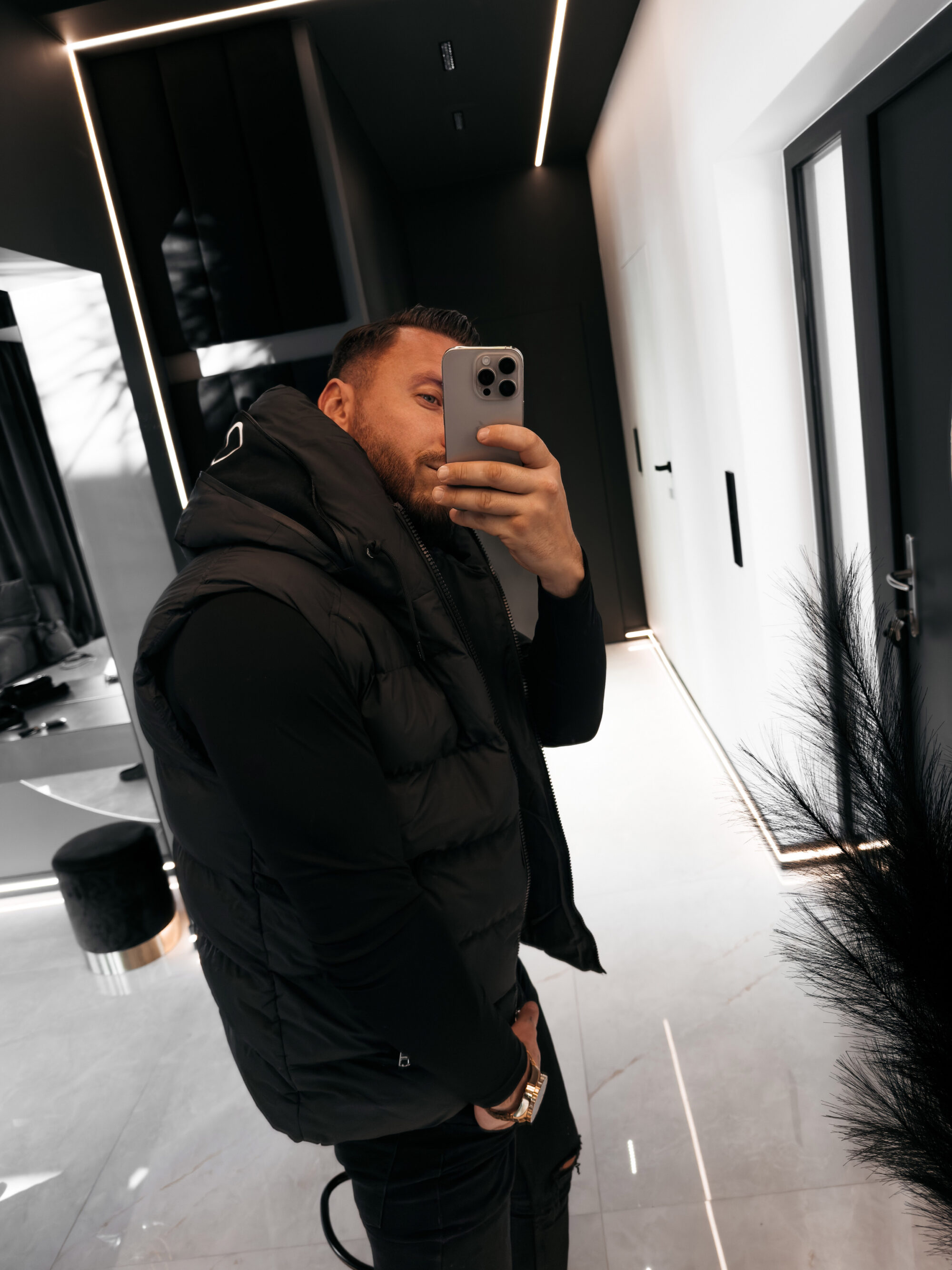 bezrękawnik TAER 568 Bezrękawnik męski TAER 2026 Czarny