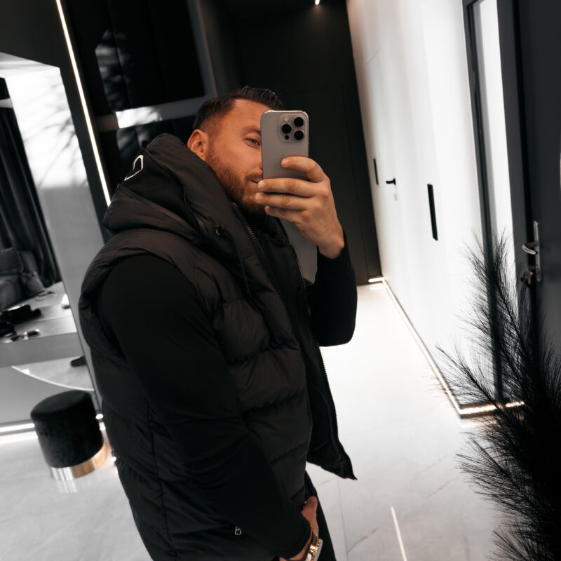 bezrękawnik TAER 568 Bezrękawnik męski TAER 2026 Czarny