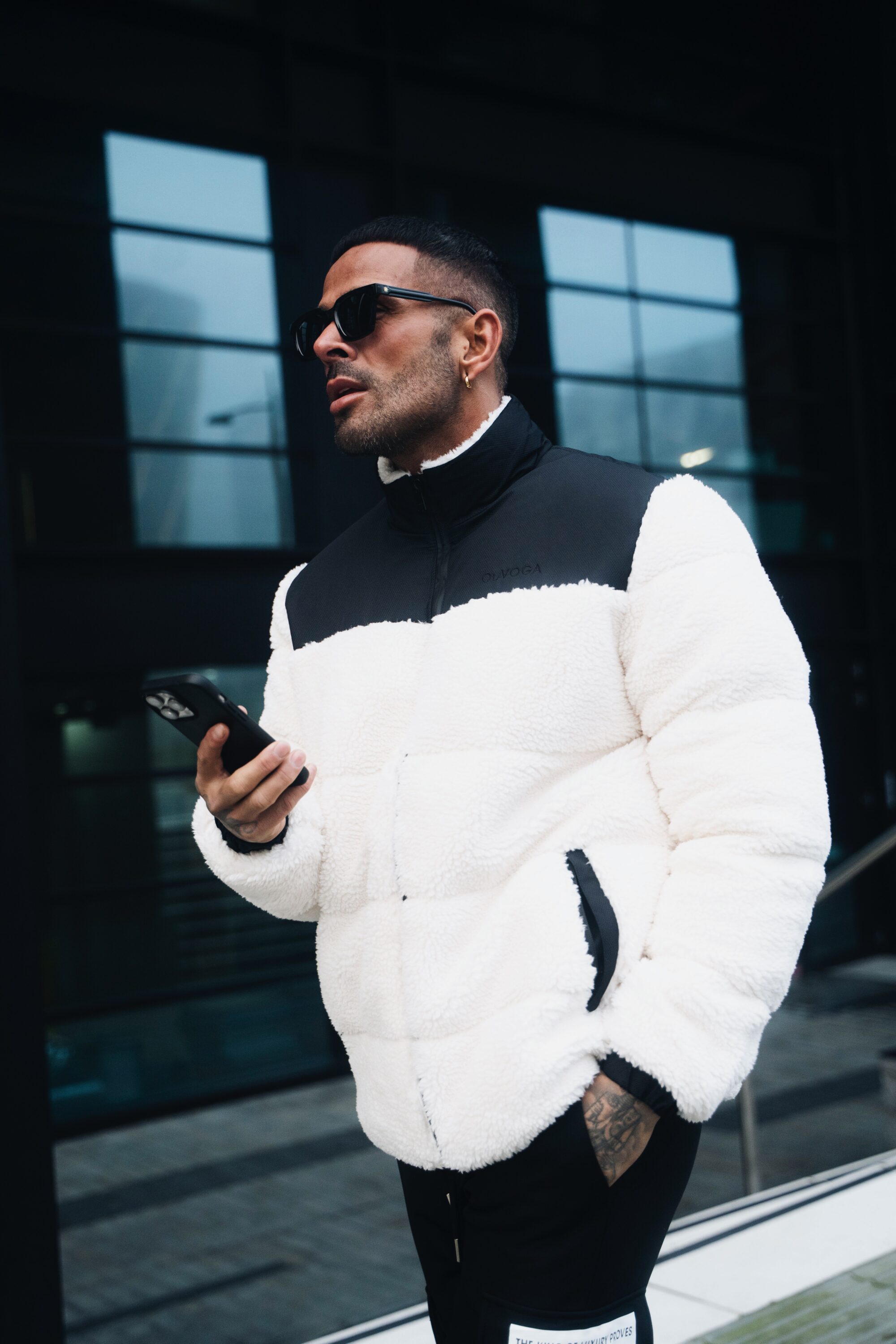 Processed with VSCO with a6 preset Kurtka męska VAAS 2026 Czarna - Ecru