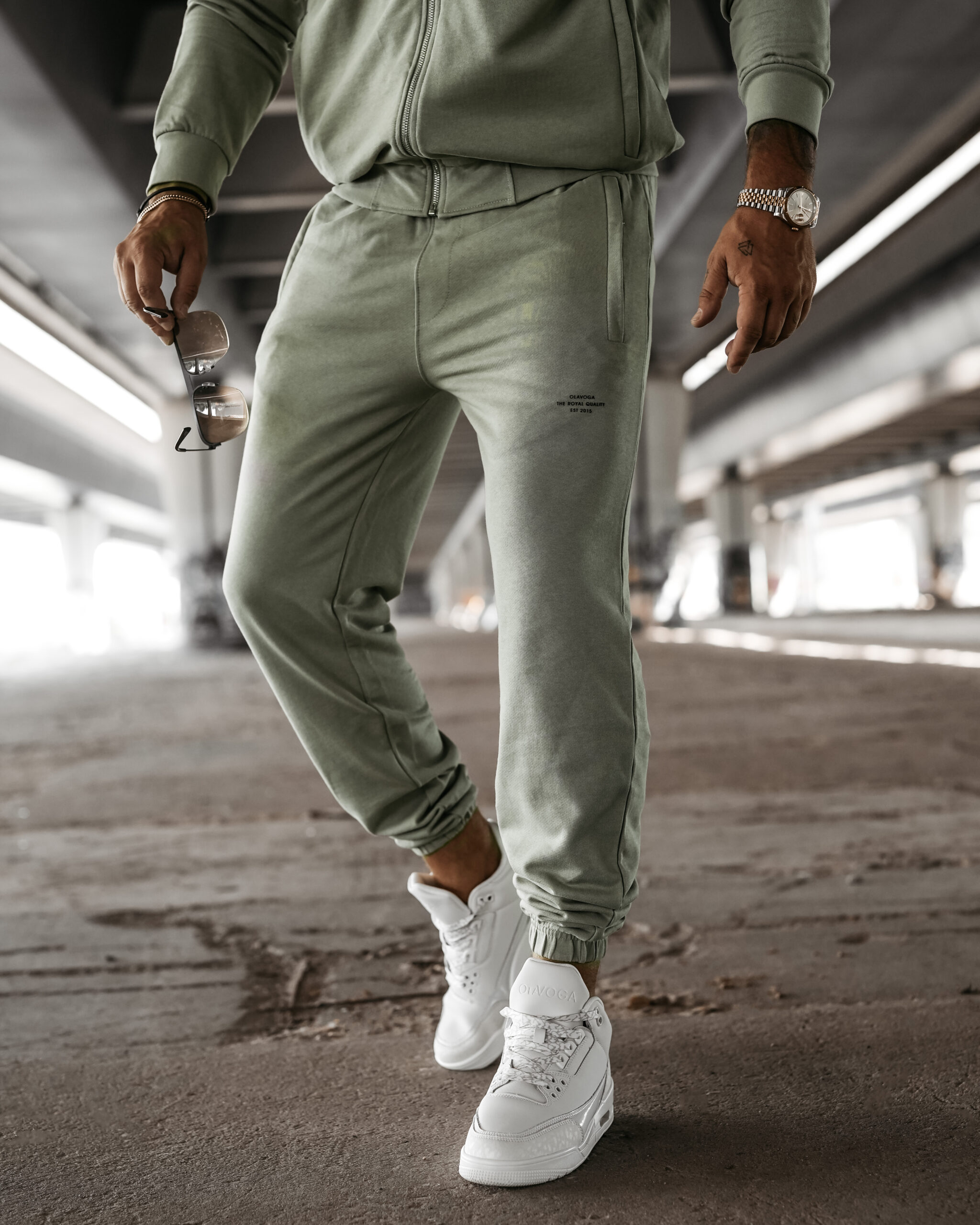spodnie LEOTO PANTS 157 Spodnie męskie LEOTO PANTS 2026 Oliwkowe