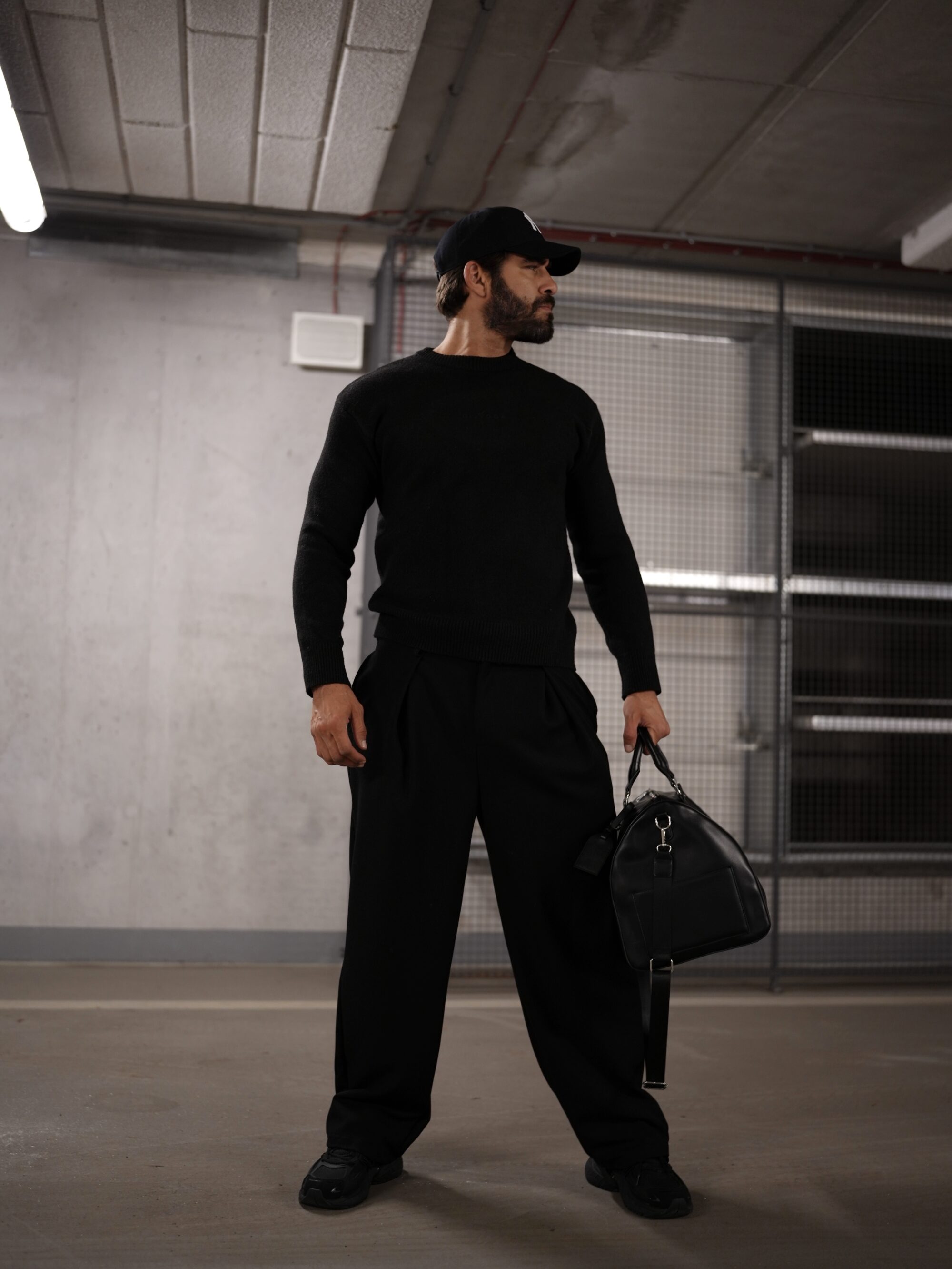 sweter CAIRO 131 Sweter męski CAIRO 2026 Czarny