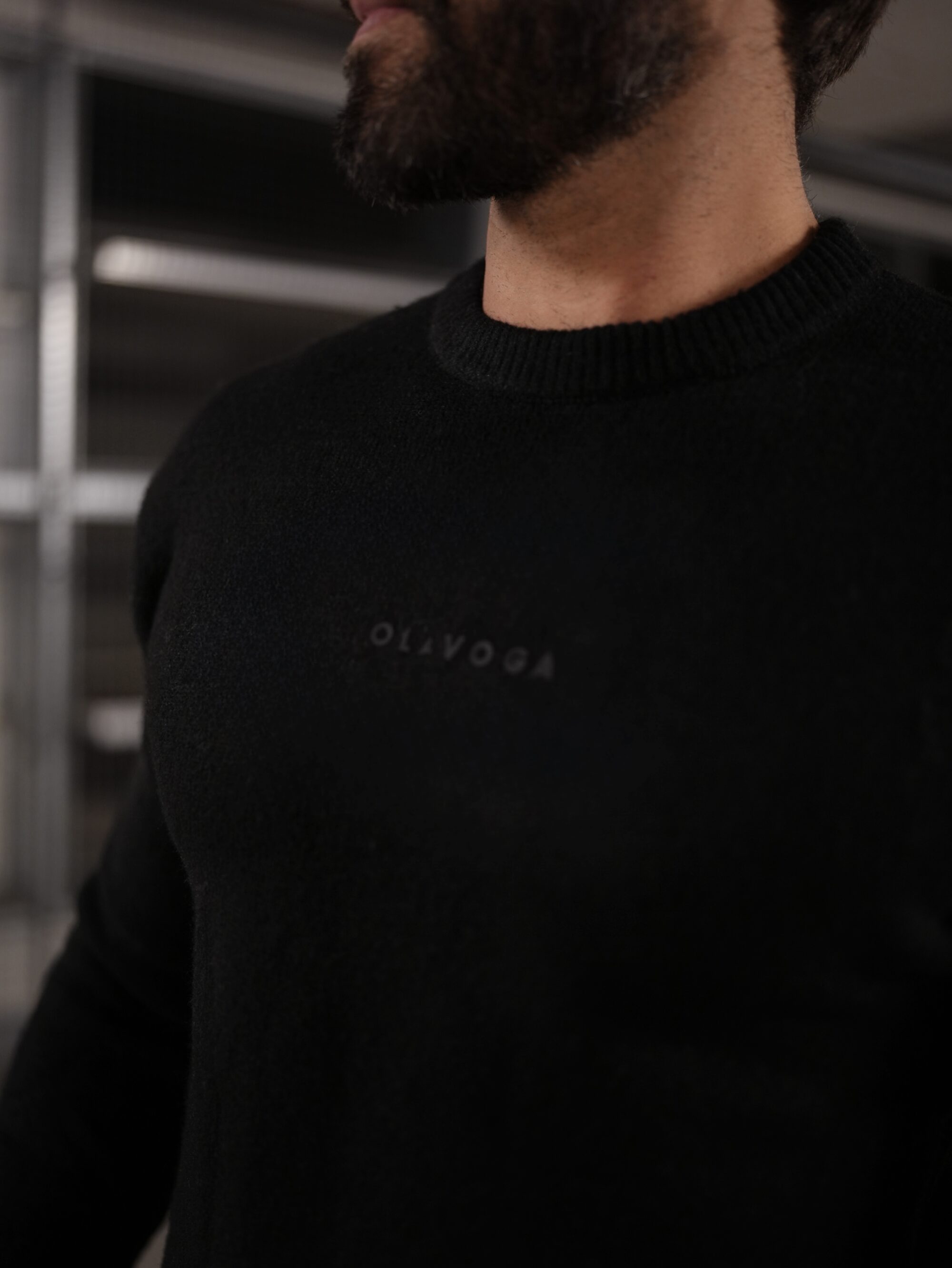 sweter CAIRO 136 Sweter męski CAIRO 2026 Czarny